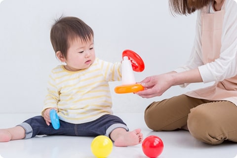 ベビーシッター派遣
